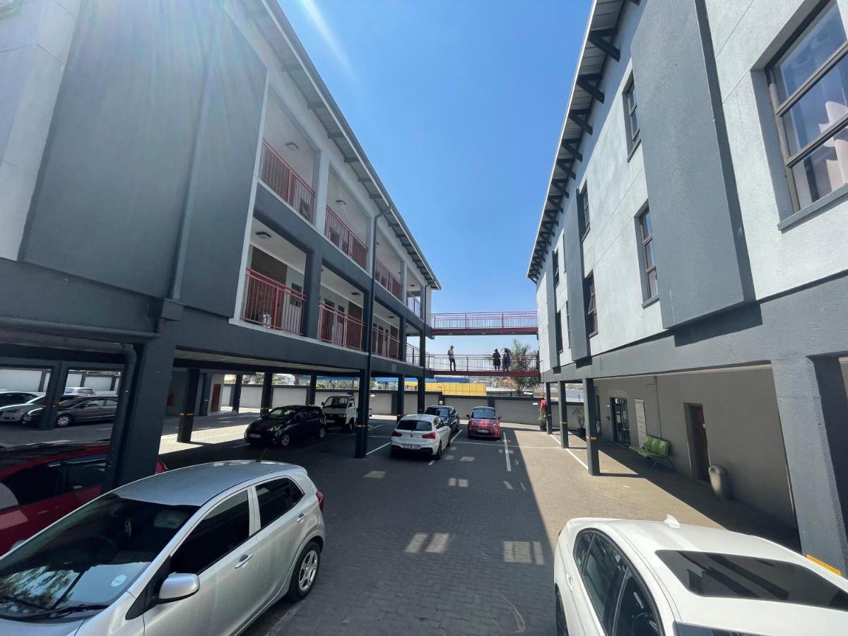 Ecomotel Marlboro Johannesburg Exterior photo